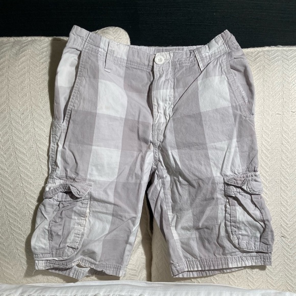 Cotton plaid lightweight shorts - Picture 1 of 3